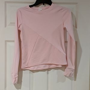 Sport shirt w/ thumb holes